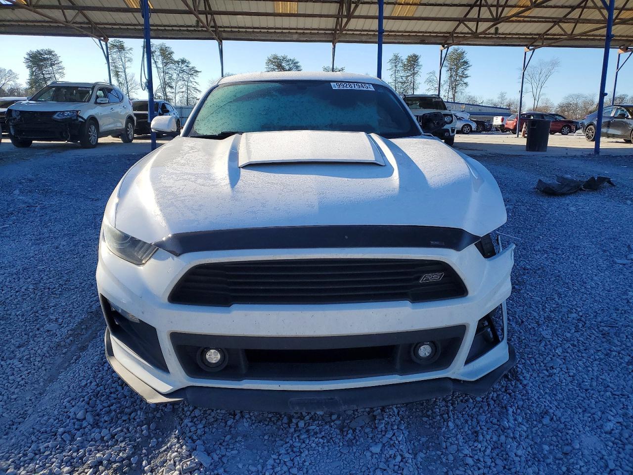 2017 FORD MUSTANG photo 5