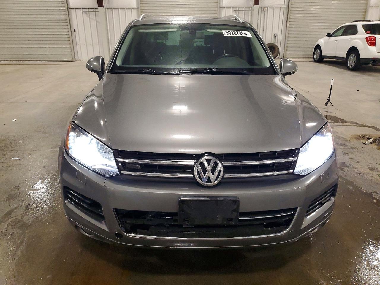 2014 VOLKSWAGEN TOUAREG V6 TDI photo 5