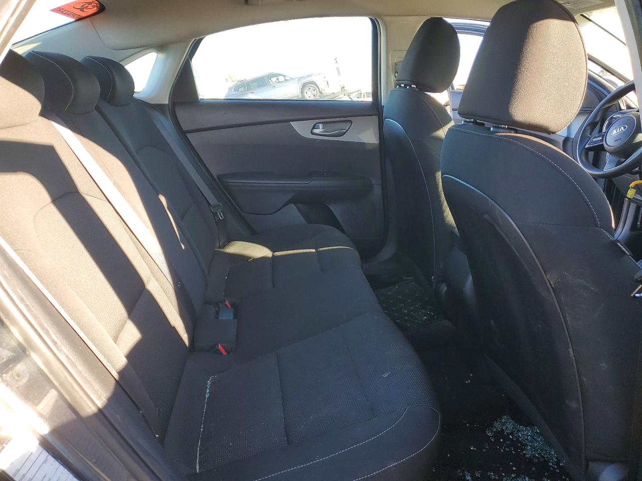 2021 KIA FORTE FE photo 10