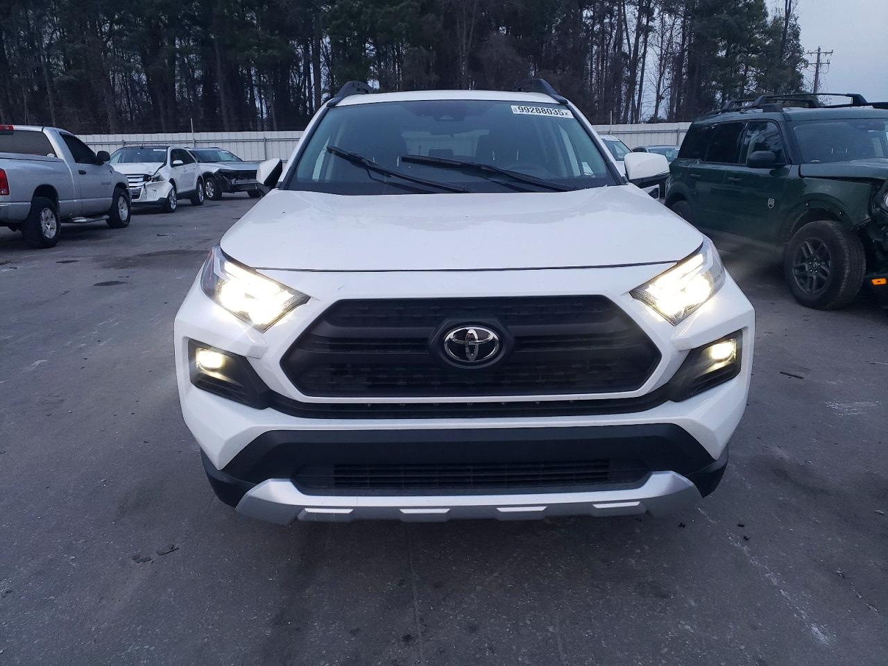 2024 TOYOTA RAV4 ADVENTURE photo 5