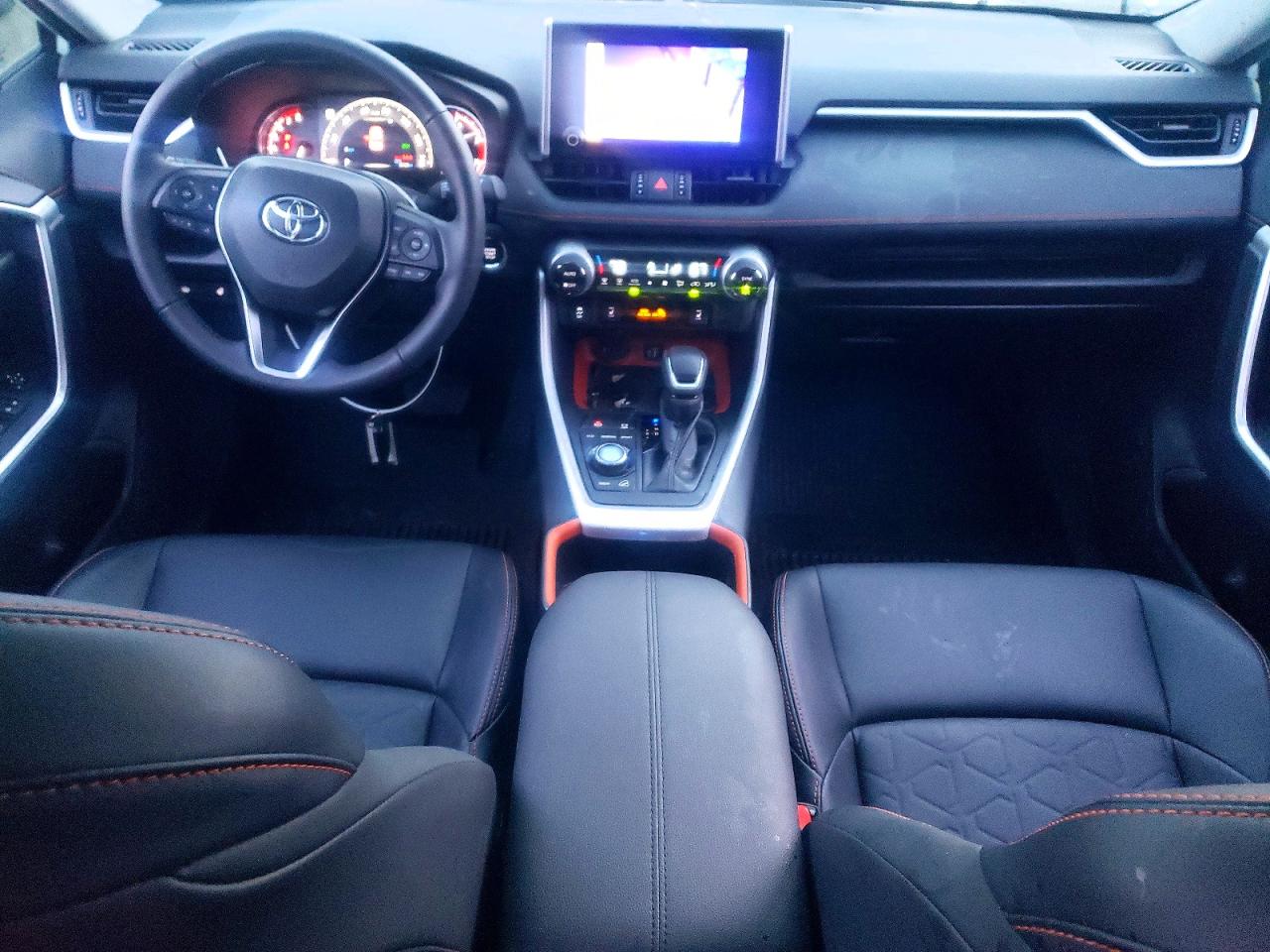2024 TOYOTA RAV4 ADVENTURE photo 8