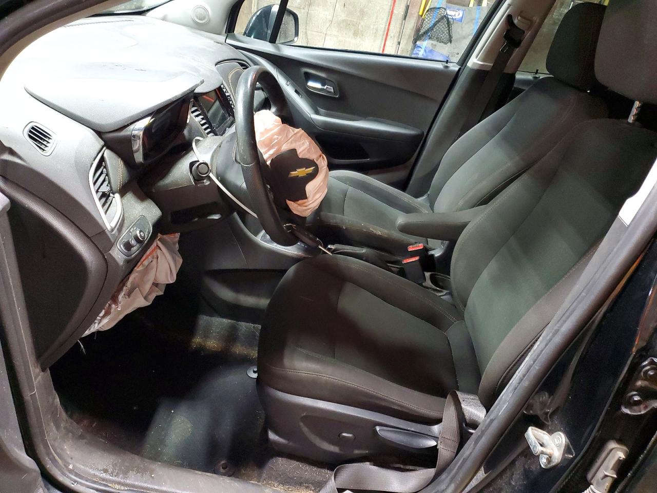 2019 CHEVROLET TRAX LS photo 7