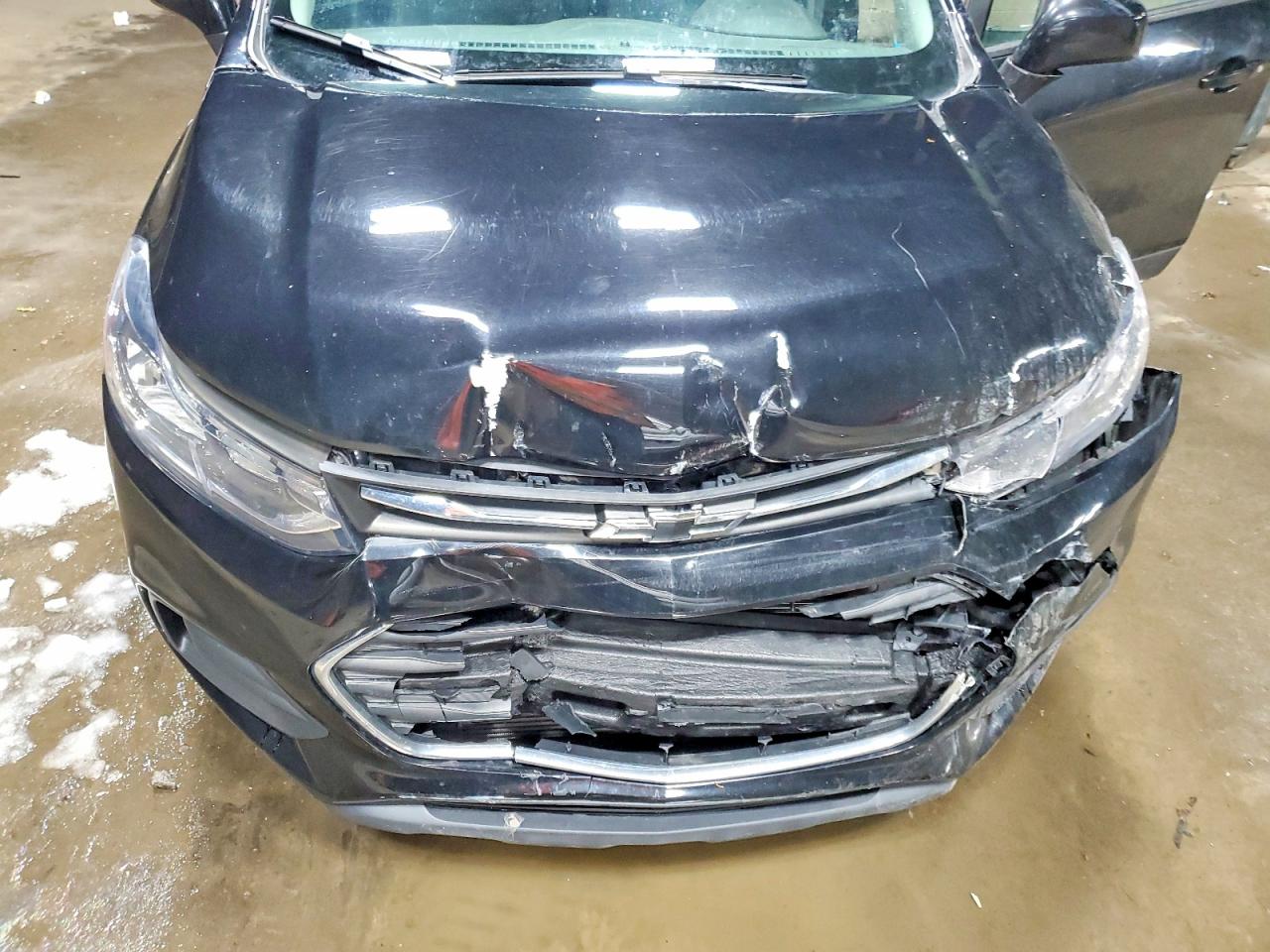 2019 CHEVROLET TRAX LS photo 12