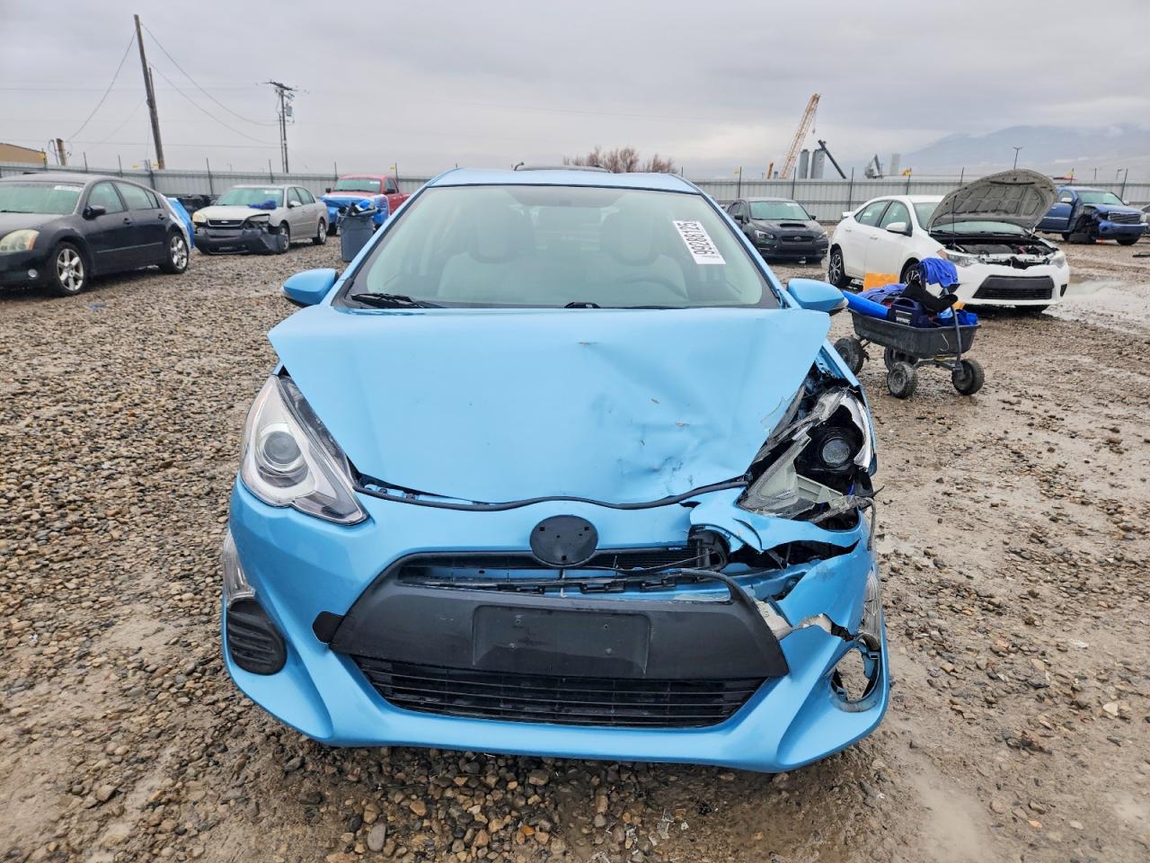 2016 TOYOTA PRIUS C photo 5