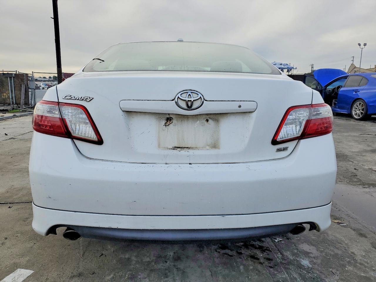 2011 TOYOTA CAMRY BASE photo 6
