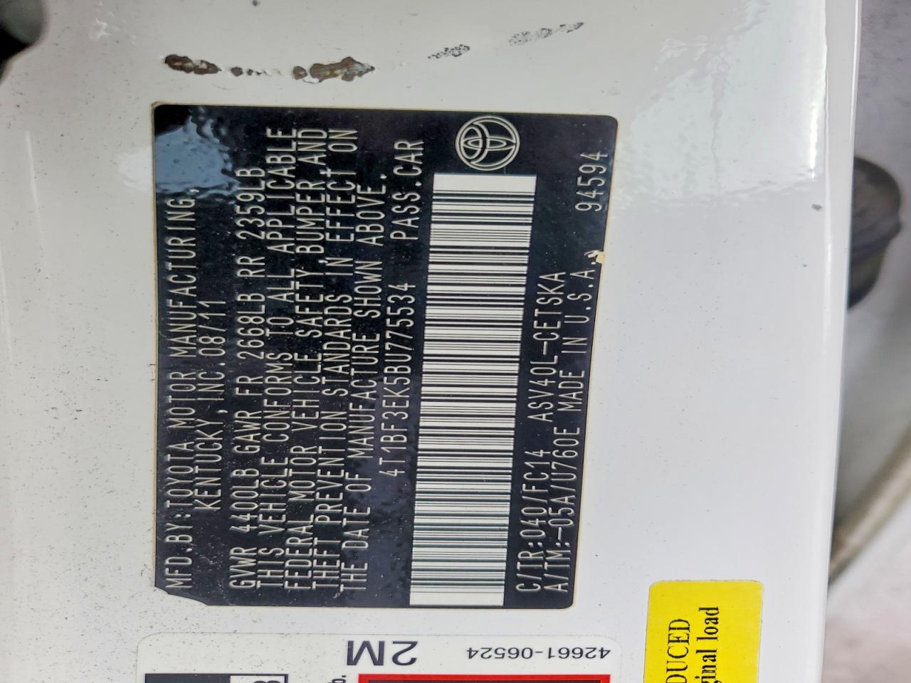 2011 TOYOTA CAMRY BASE photo 12