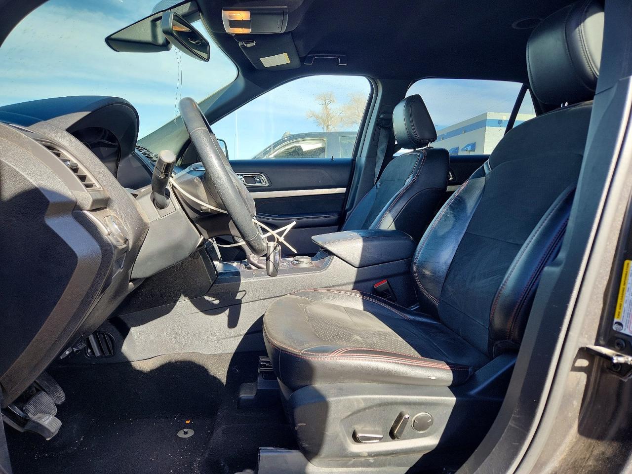 2018 FORD EXPLORER XLT photo 7