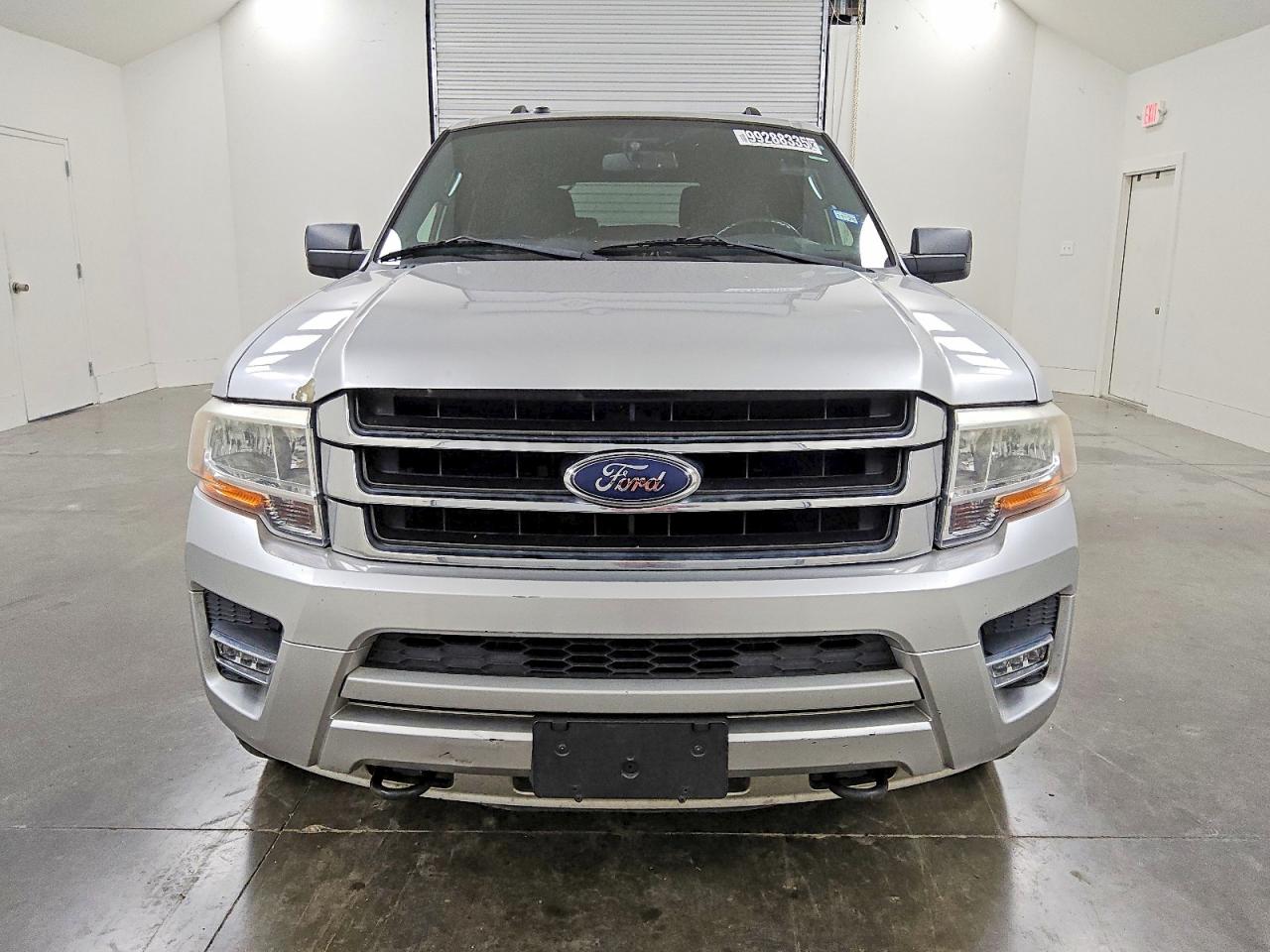 2017 FORD EXPEDITION XLT photo 5