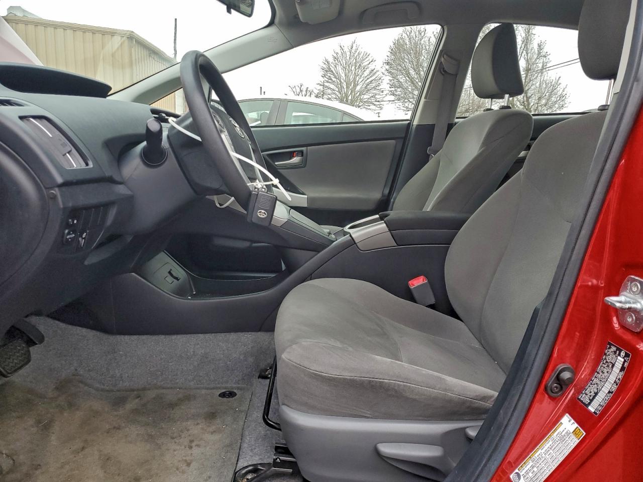 2012 TOYOTA PRIUS photo 7