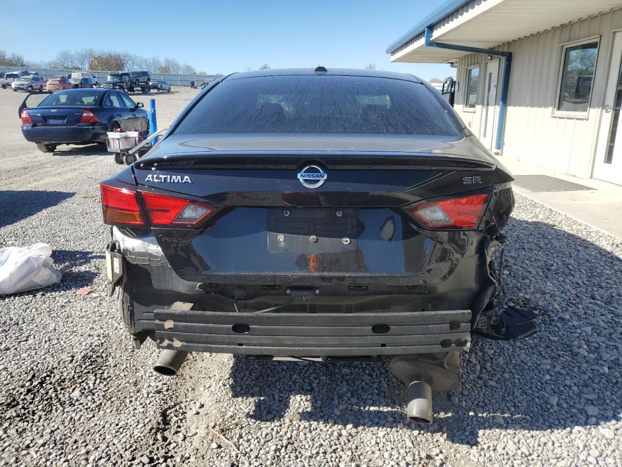 2019 NISSAN ALTIMA SR photo 6