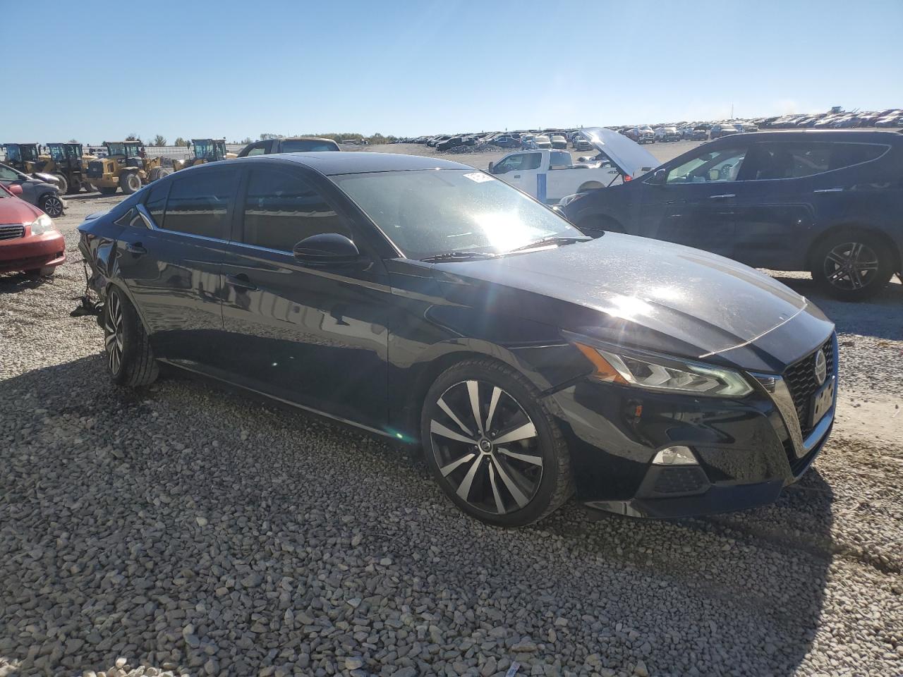 2019 NISSAN ALTIMA SR photo 4