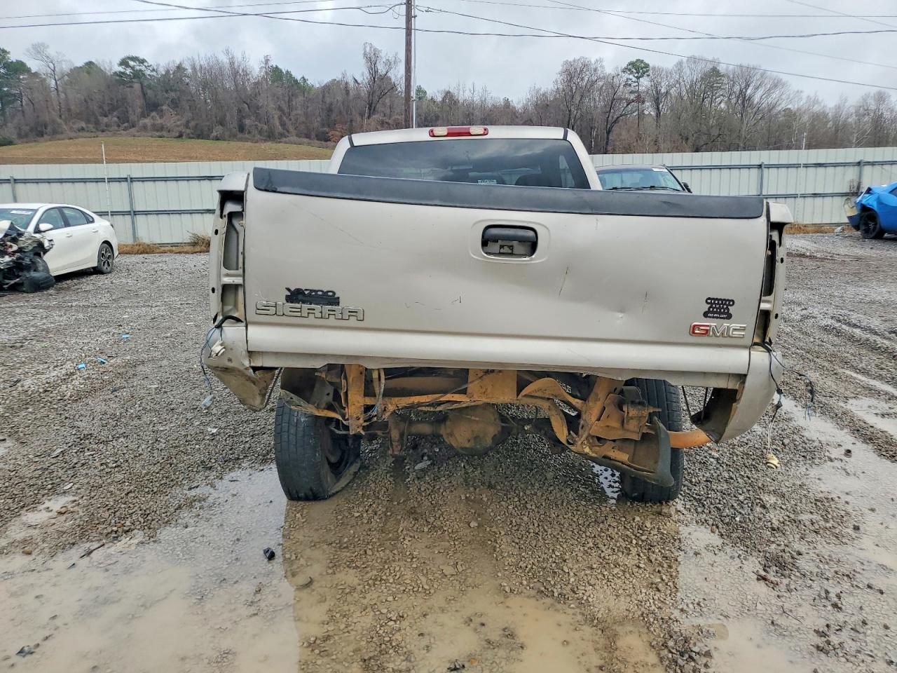 2004 GMC NEW SIERRA C1500 photo 6