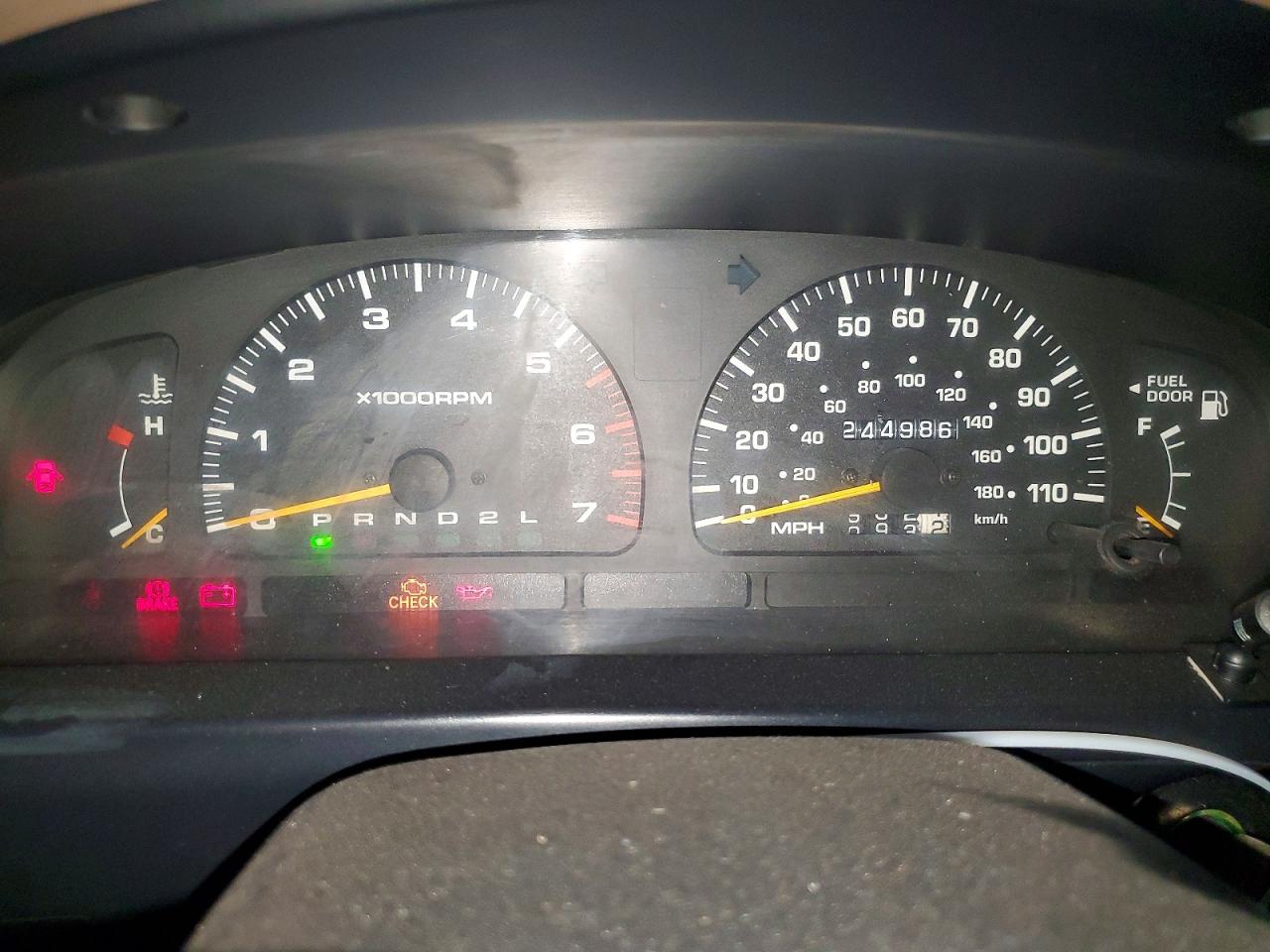 1998 TOYOTA 4RUNNER SR5 photo 9