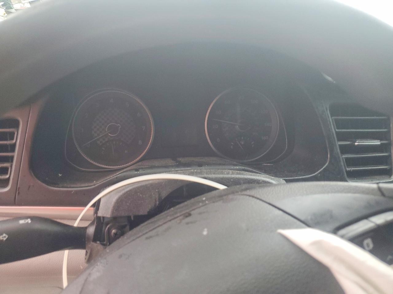 2020 HYUNDAI ELANTRA SEL photo 9