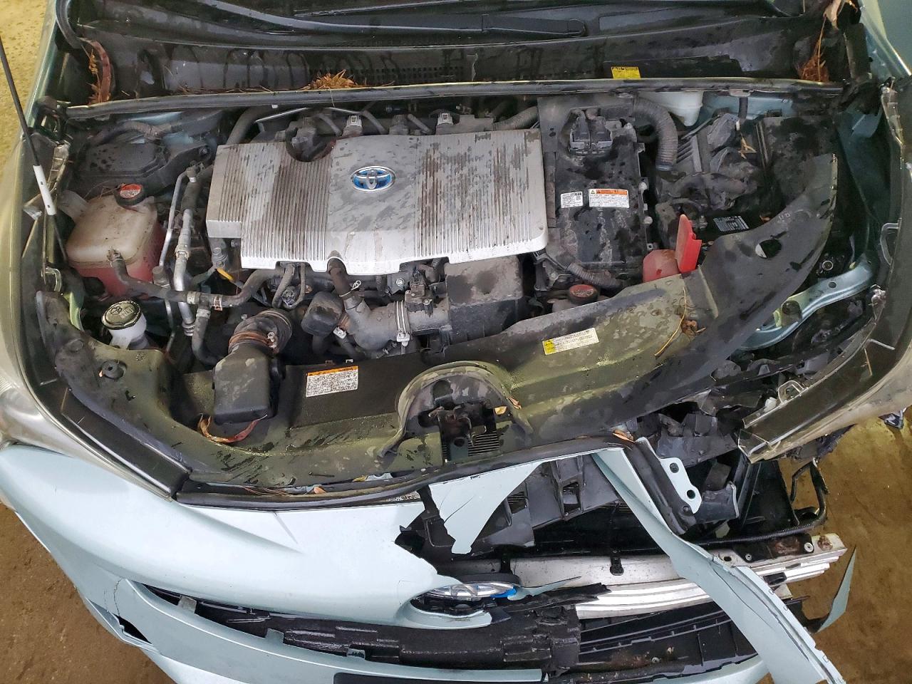 2016 TOYOTA PRIUS photo 11