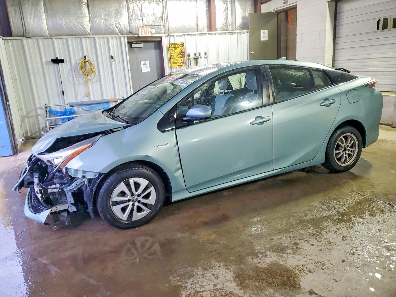 2016 TOYOTA PRIUS