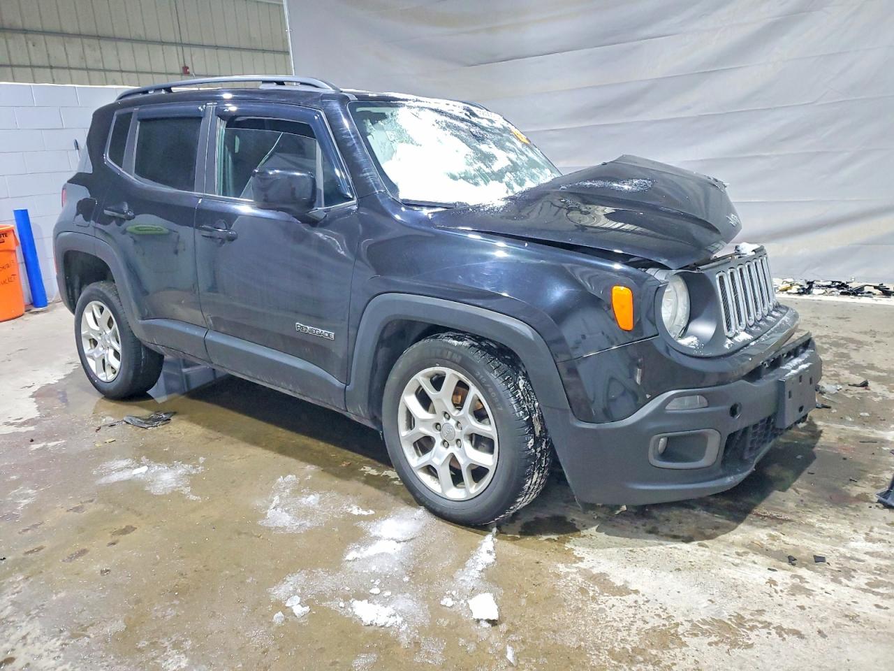 2017 JEEP RENEGADE LATITUDE photo 4