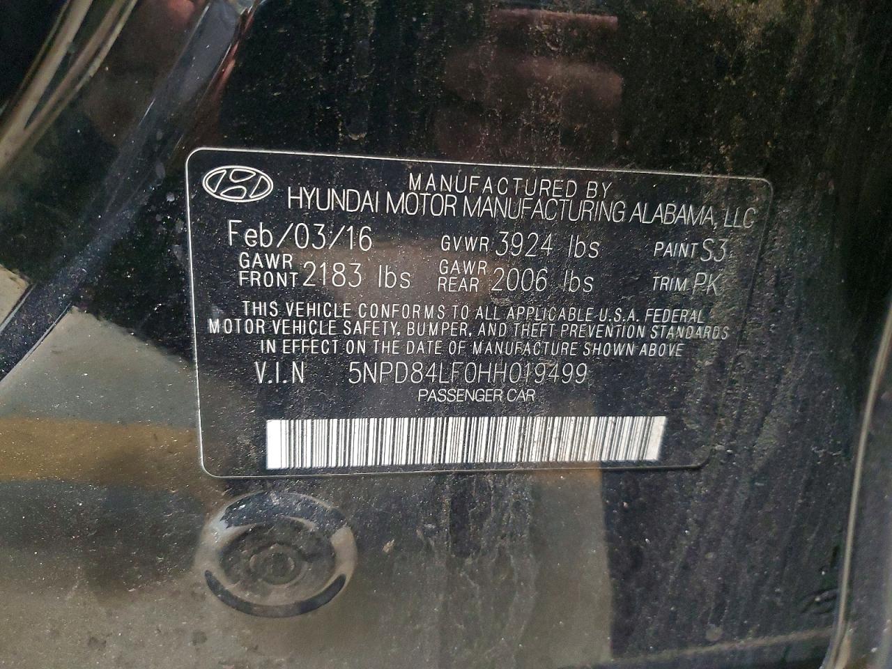 2017 HYUNDAI ELANTRA photo 12