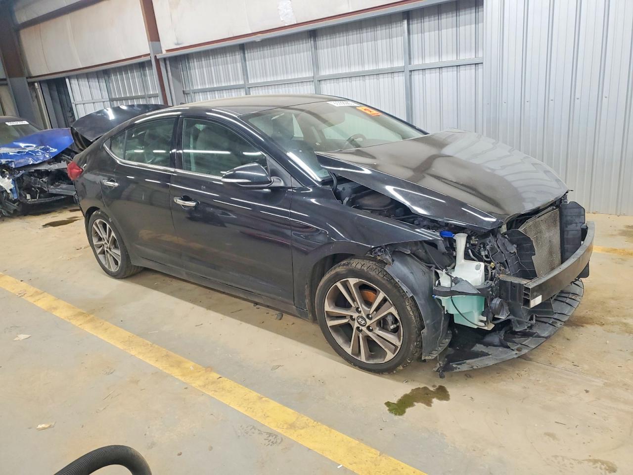 2017 HYUNDAI ELANTRA photo 4
