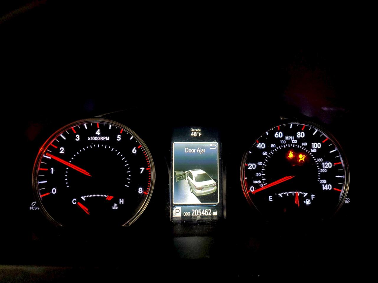 2016 TOYOTA CAMRY LE photo 9