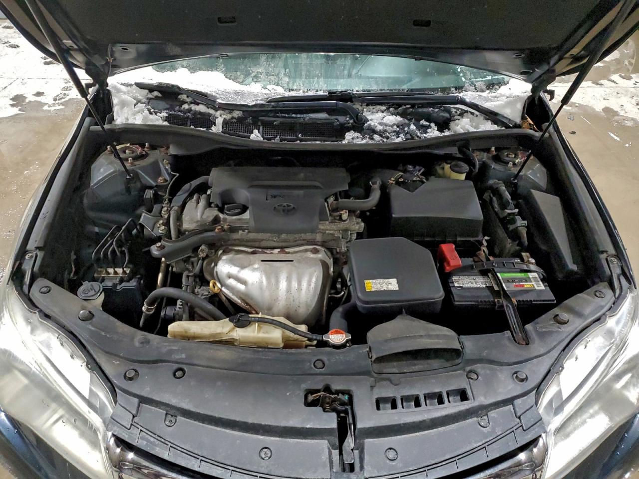 2016 TOYOTA CAMRY LE photo 11