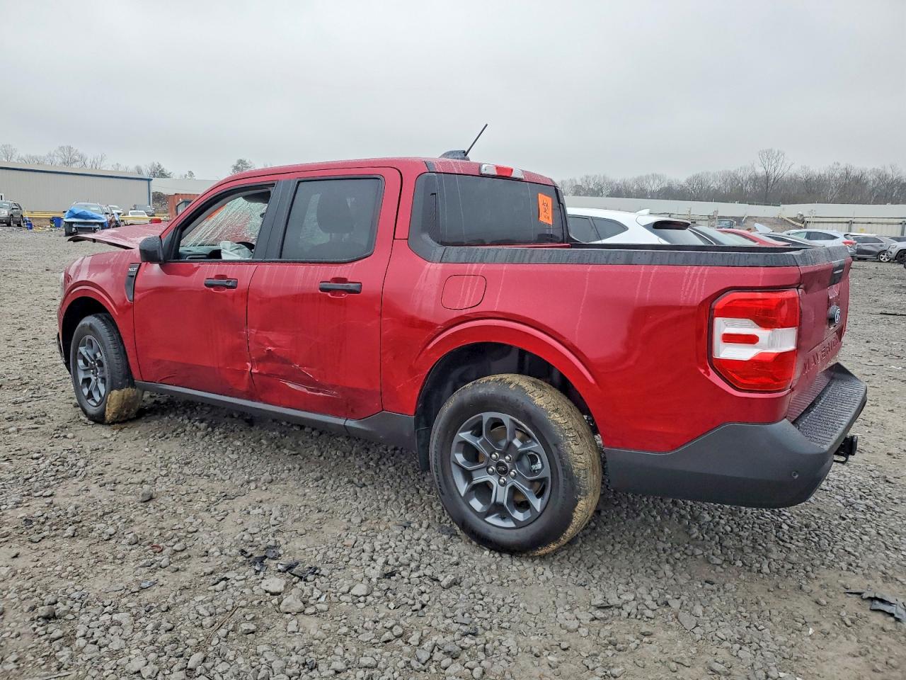 2025 FORD MAVERICK XLT photo 2