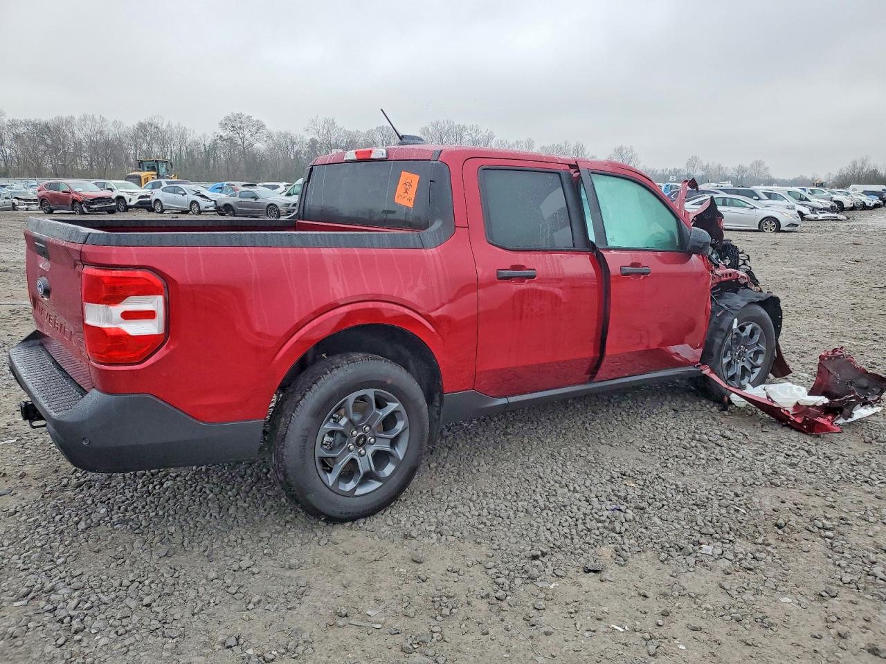 2025 FORD MAVERICK XLT photo 3