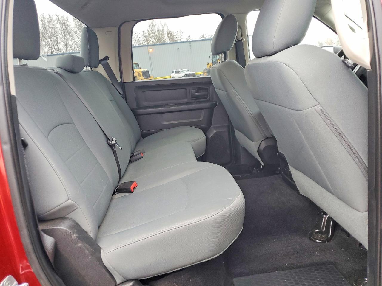 2015 RAM 1500 ST photo 10