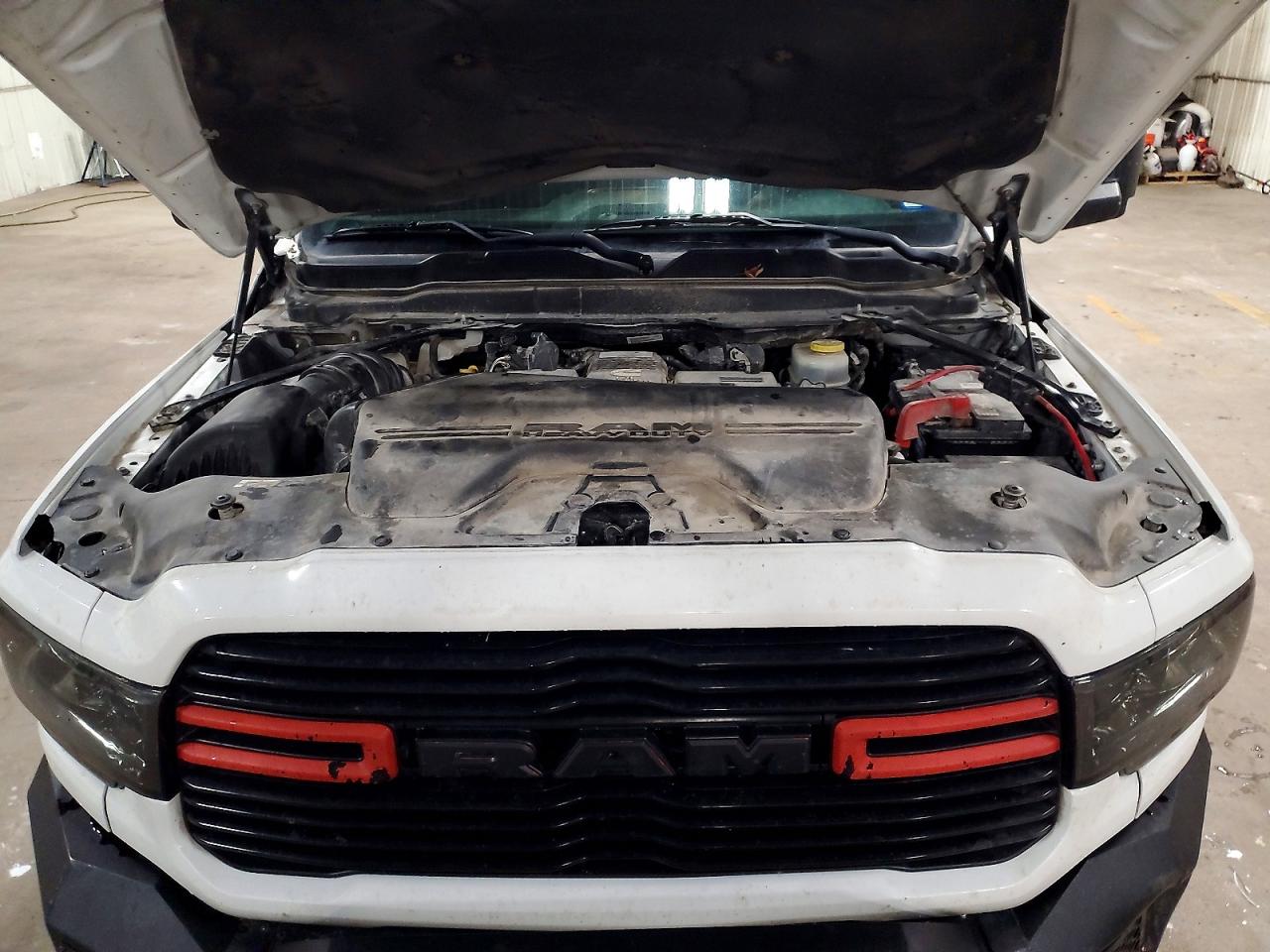 2021 RAM 3500 TRADESMAN photo 11