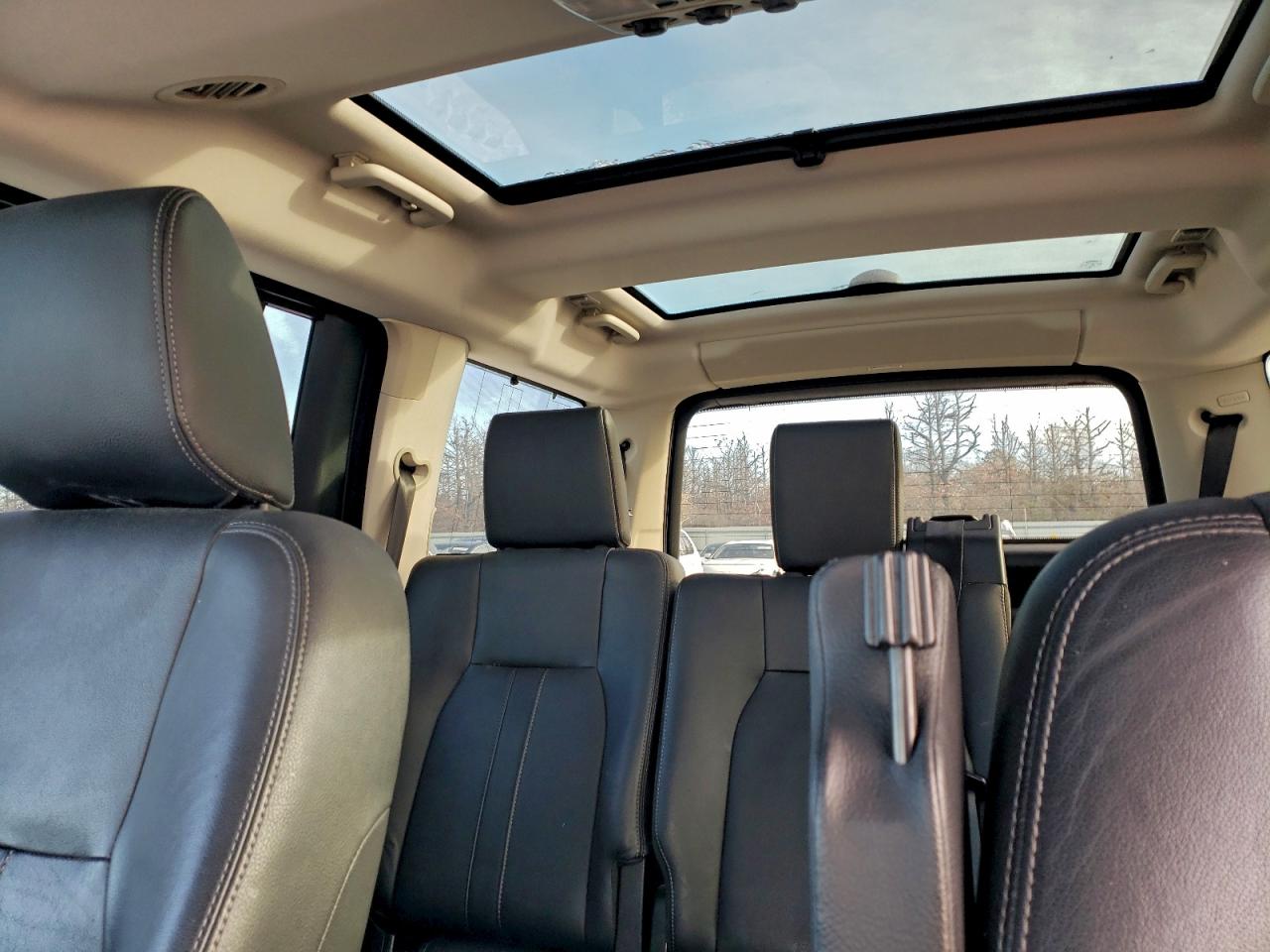 2016 LAND ROVER LR4 HSE photo 10