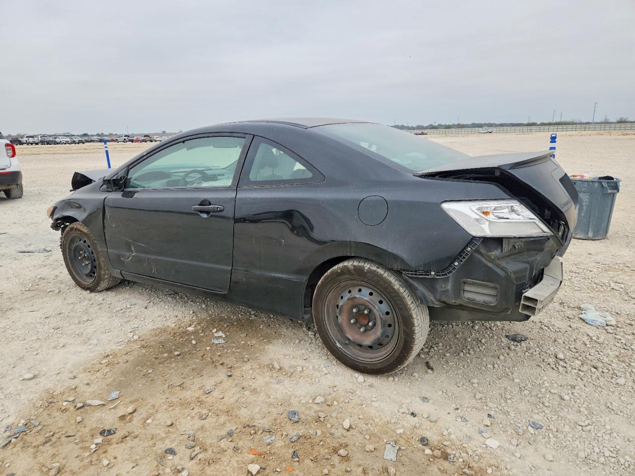2010 HONDA CIVIC LX photo 2