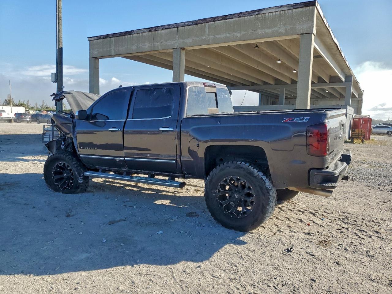 2016 CHEVROLET SILVERADO K1500 LTZ photo 2