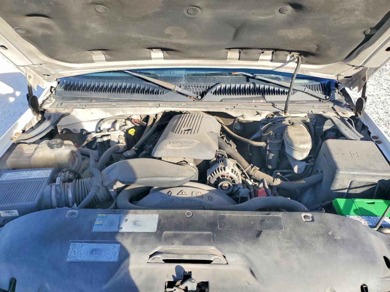 2004 GMC NEW SIERRA C1500 photo 11