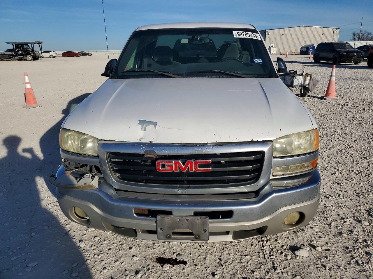 2004 GMC NEW SIERRA C1500 photo 5