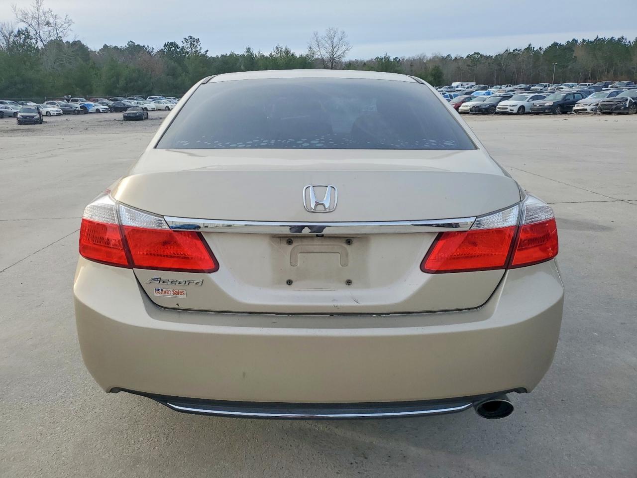 2015 HONDA ACCORD LX photo 11