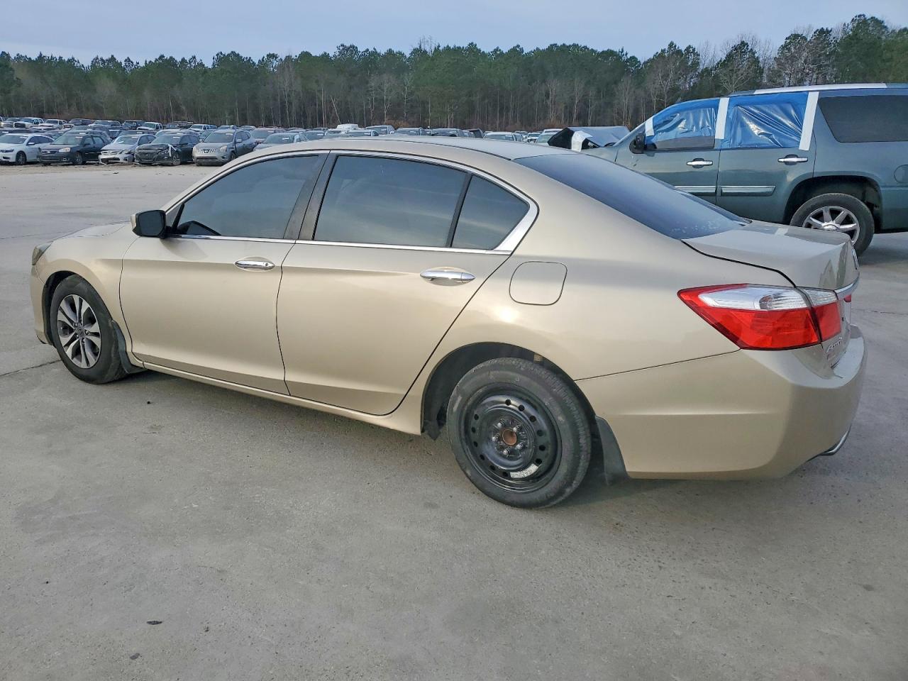 2015 HONDA ACCORD LX photo 3