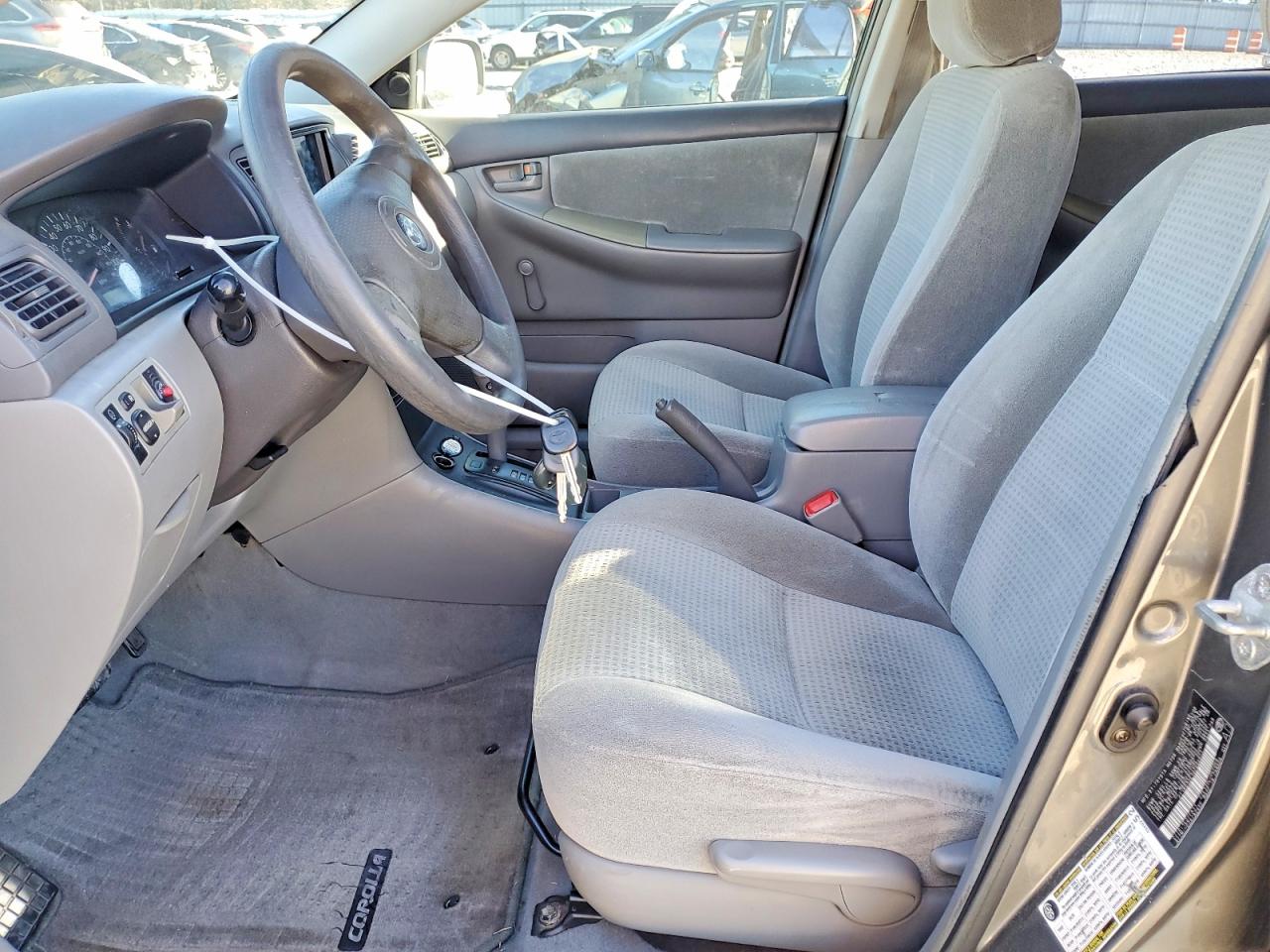 2006 TOYOTA COROLLA CE photo 7