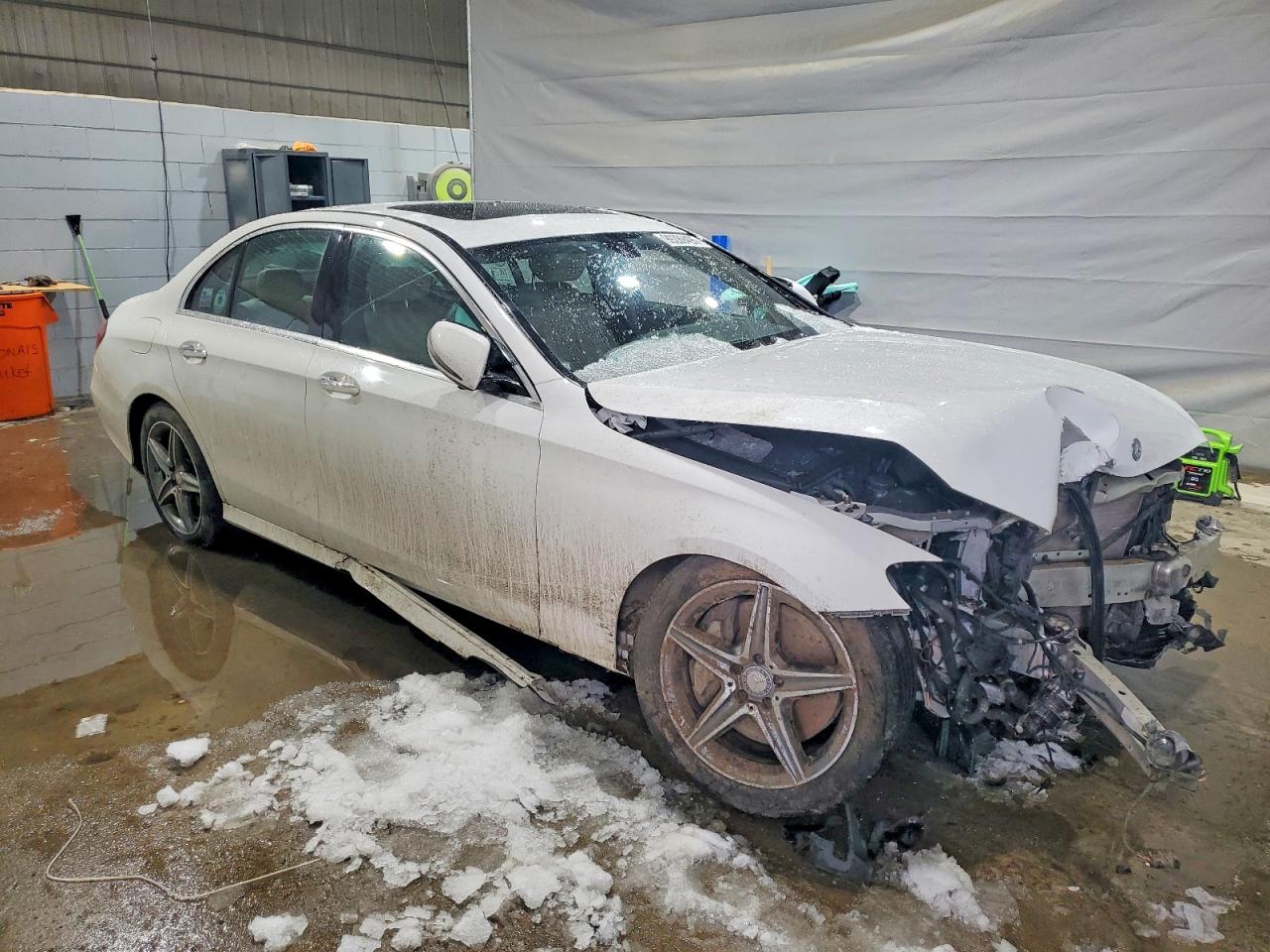 2017 MERCEDES-BENZ E 300 4MATIC photo 4