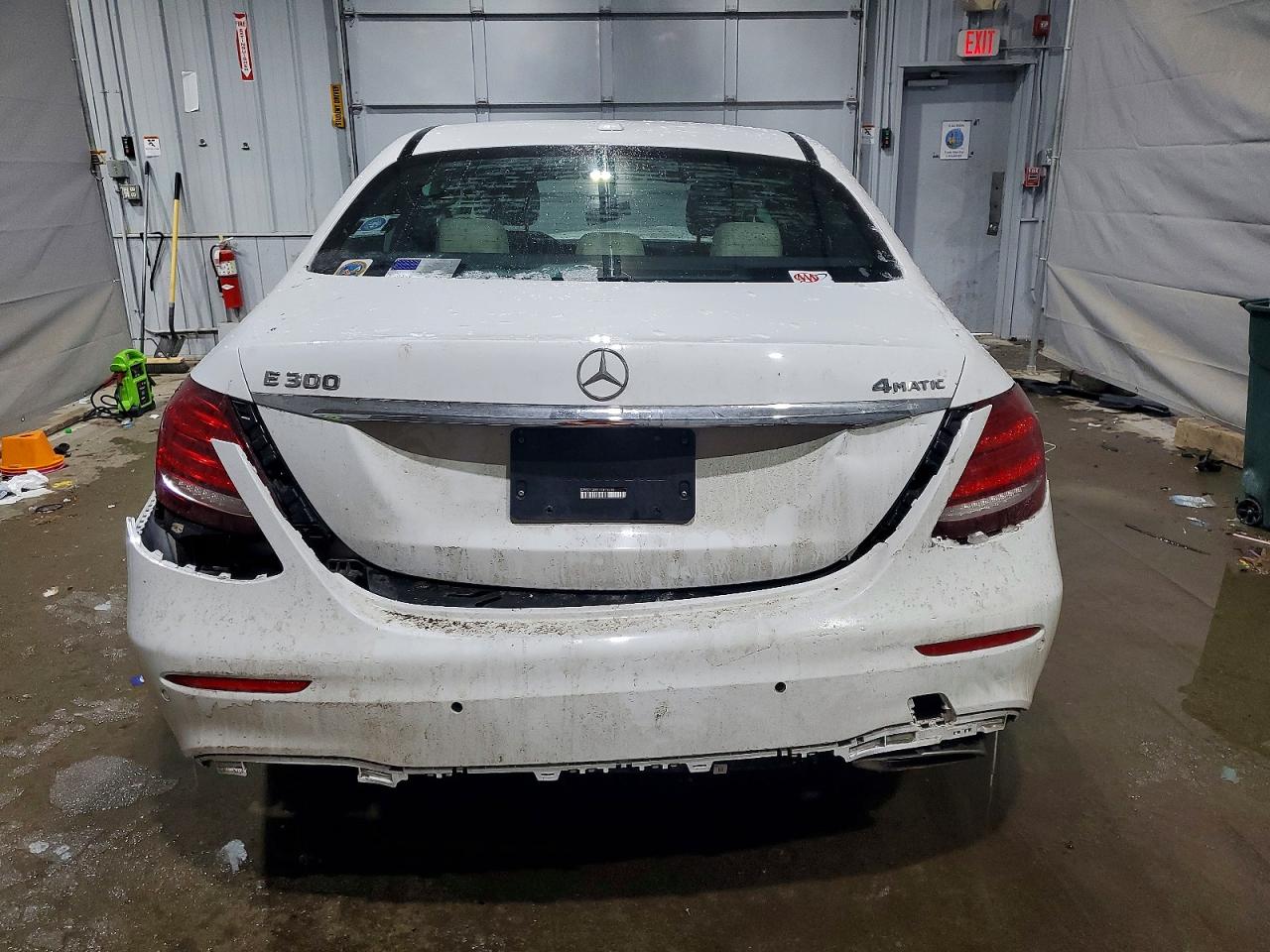 2017 MERCEDES-BENZ E 300 4MATIC photo 6