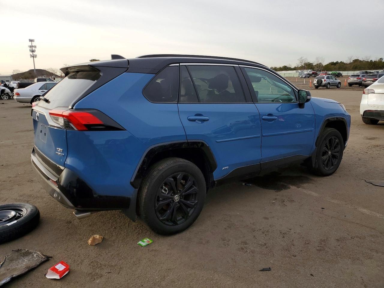 2024 TOYOTA RAV4 XSE photo 5