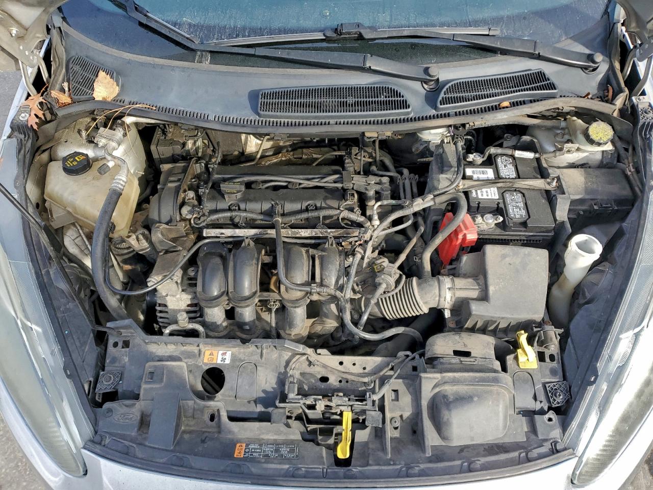 2016 FORD FIESTA SE photo 21