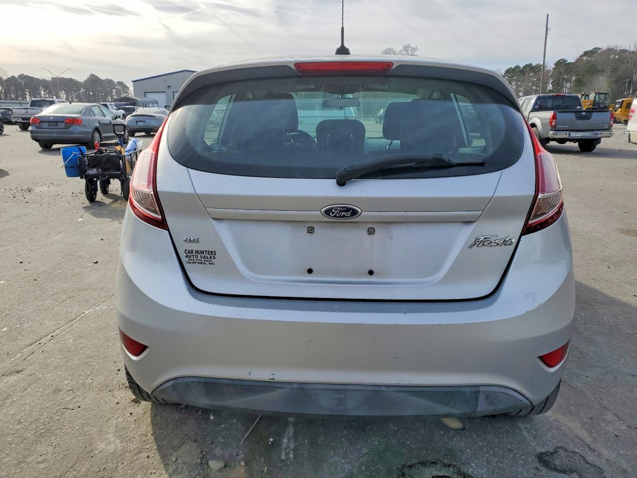 2016 FORD FIESTA SE photo 11