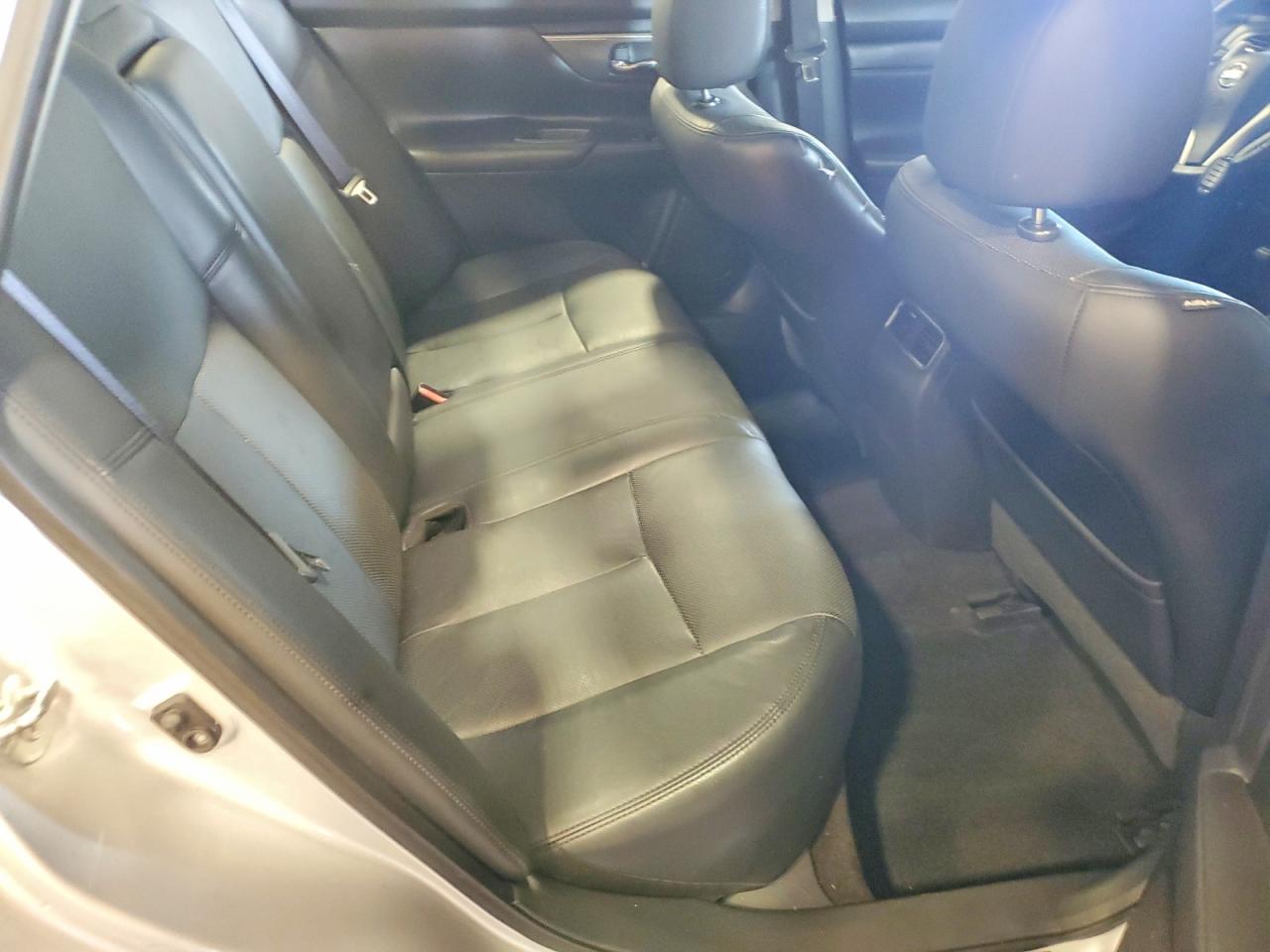 2015 NISSAN ALTIMA 3.5S photo 10