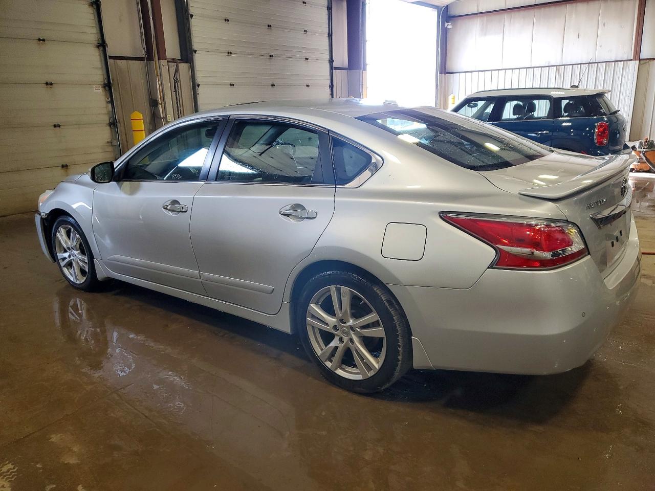 2015 NISSAN ALTIMA 3.5S photo 2