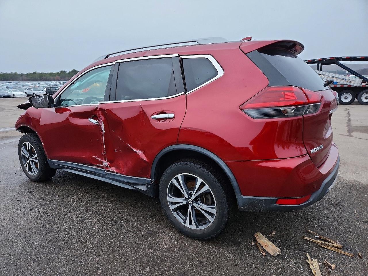 2019 NISSAN ROGUE S photo 2