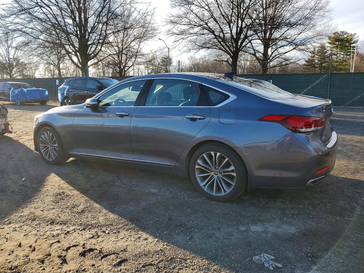 2015 HYUNDAI GENESIS 3.8L photo 2