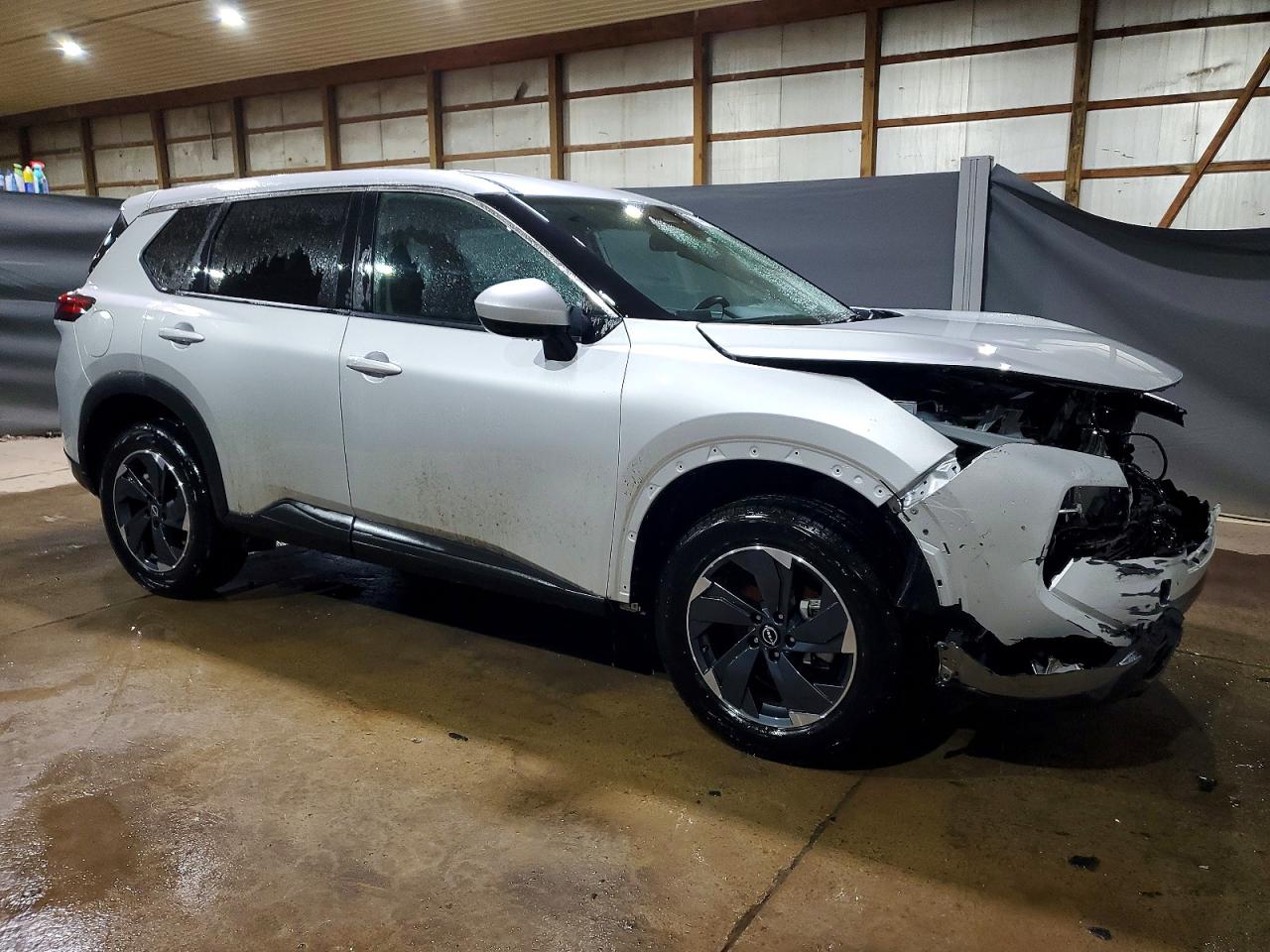 2025 NISSAN ROGUE SV photo 4