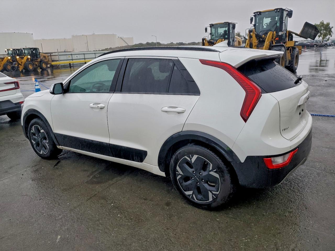 2023 KIA NIRO WIND photo 2