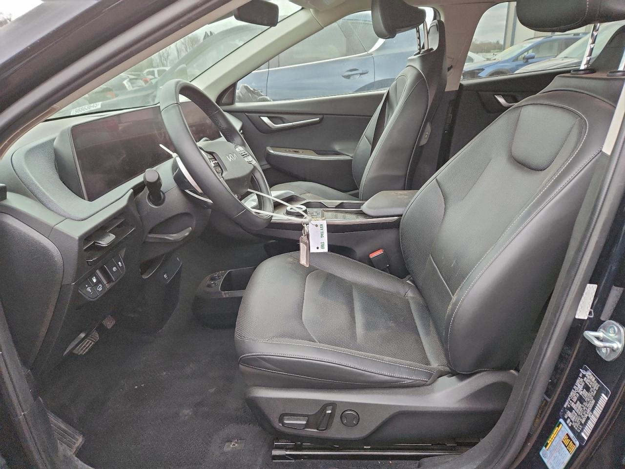 2024 KIA EV6 LIGHT photo 7
