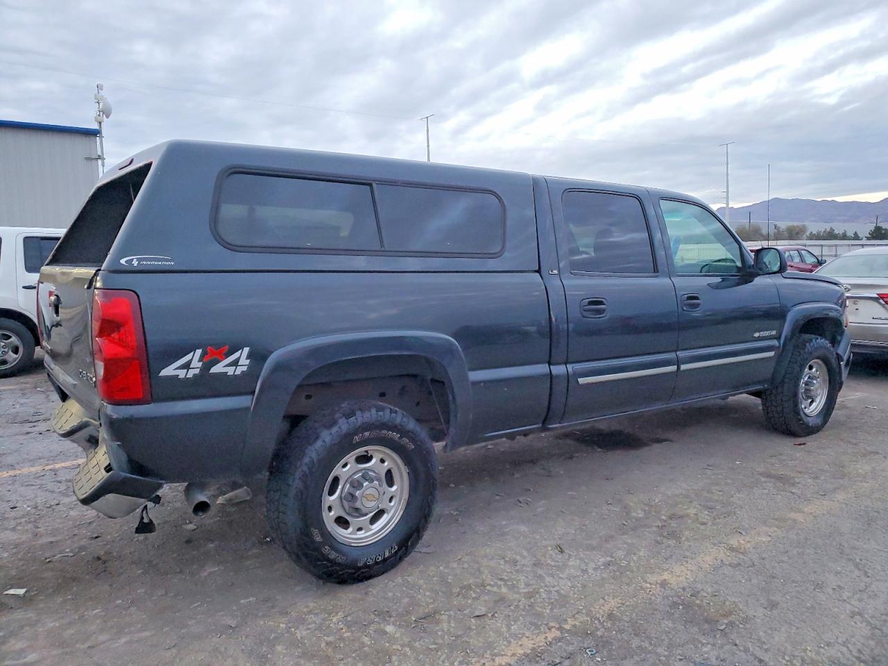 2003 CHEVROLET SILVERADO K1500 HEAVY DUTY photo 3